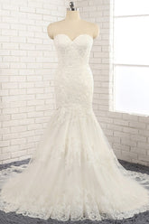 Gorgeous Strapless Sleeveless Lace Tulle Wedding Dress Sweetheart Appliques Mermaid Bridal Gowns Online