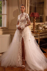 Long Sleeves High Neck Wedding Dress Tulle Appliques With Slit