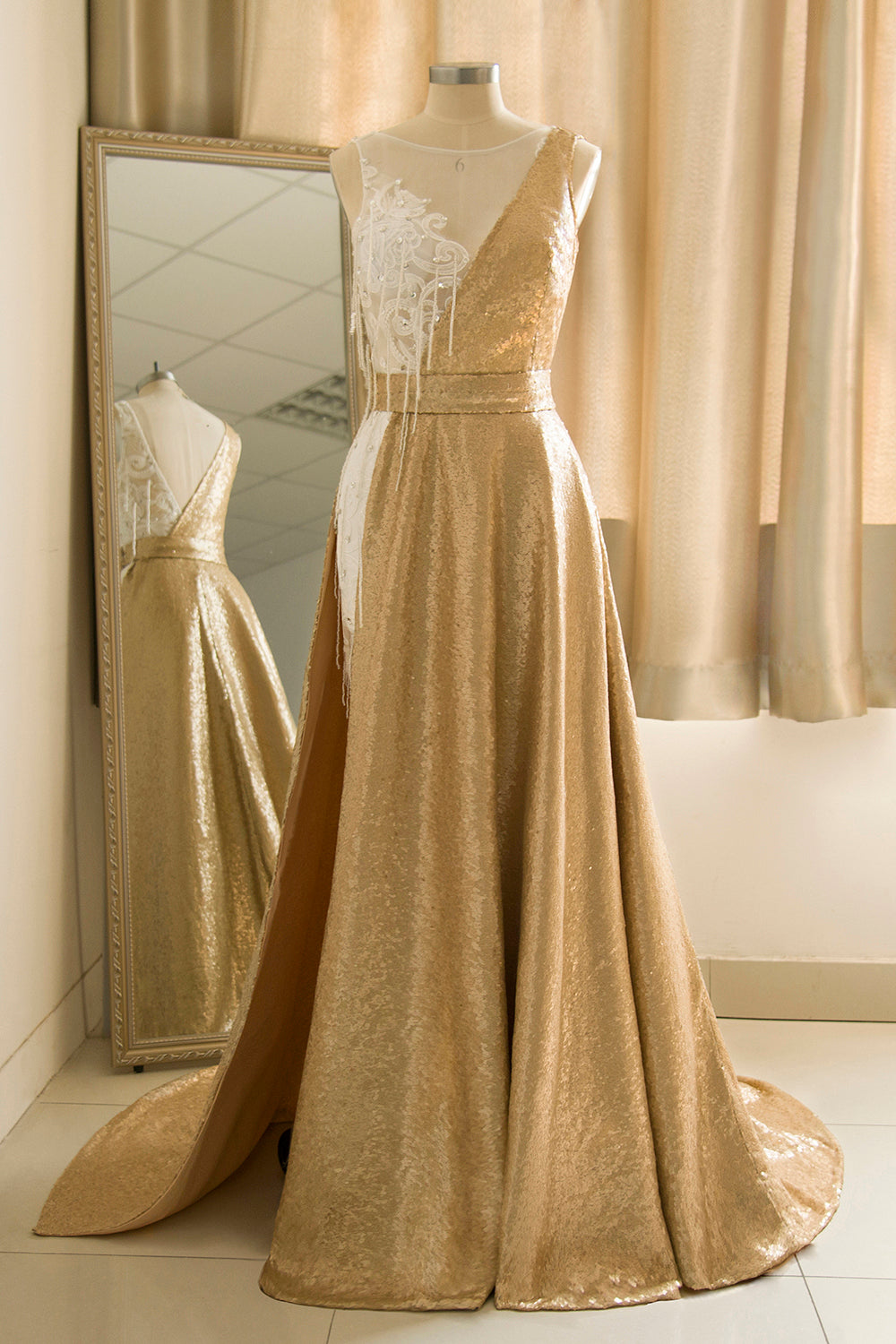 Stylish Jewel Gold Sequined A-Line Prom Dresses Sleeveless White Appli Newinlook Stylish Jewel Gold Sequined A-Line Prom Dresses Sleeveless White Appli Newinlook