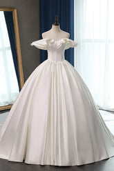 Stylish Strapless Sweetheart Satin Wedding Dress Ruffles Sleeveless Ball Gowns Bridal Gowns On Sale