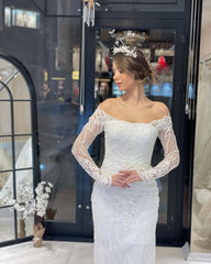 Trendy Floor-Length Long Sleeves Mermaid Lace Wedding Dress