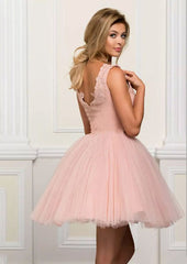 Tulle Homecoming Dress Ball Gown Sweetheart Short/Mini with Appliqued Detail
