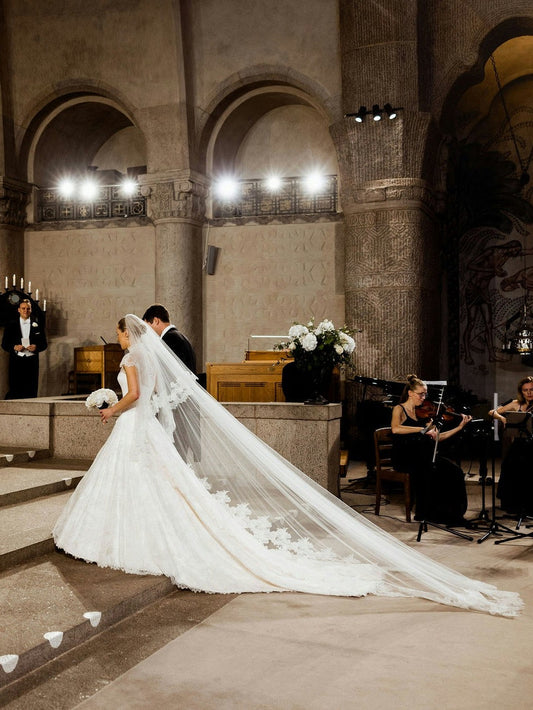 Lace Wedding Dresses