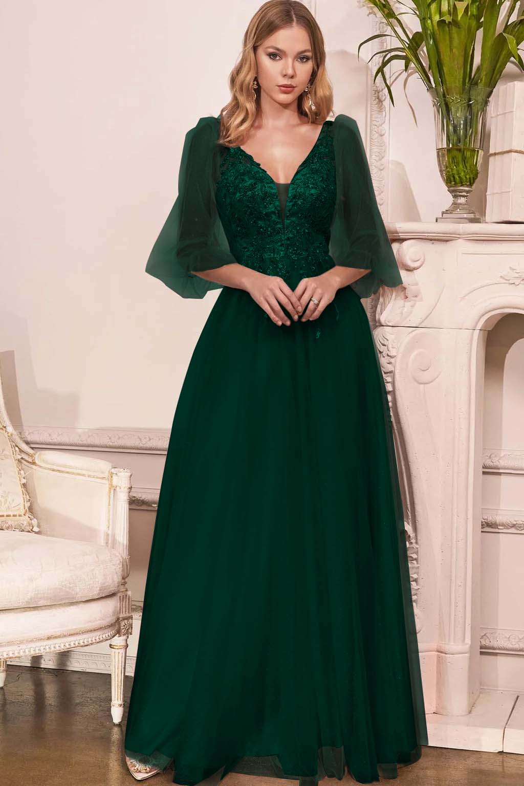Charming Tulle V Neck Sleeveless Long Formal Dress With Appliques