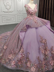 Lilac Tulle Quinceanera Dress V-Neck Lace Appliques & Beaded Tiered Ball Gown for Sweet 16 or Princess Parties