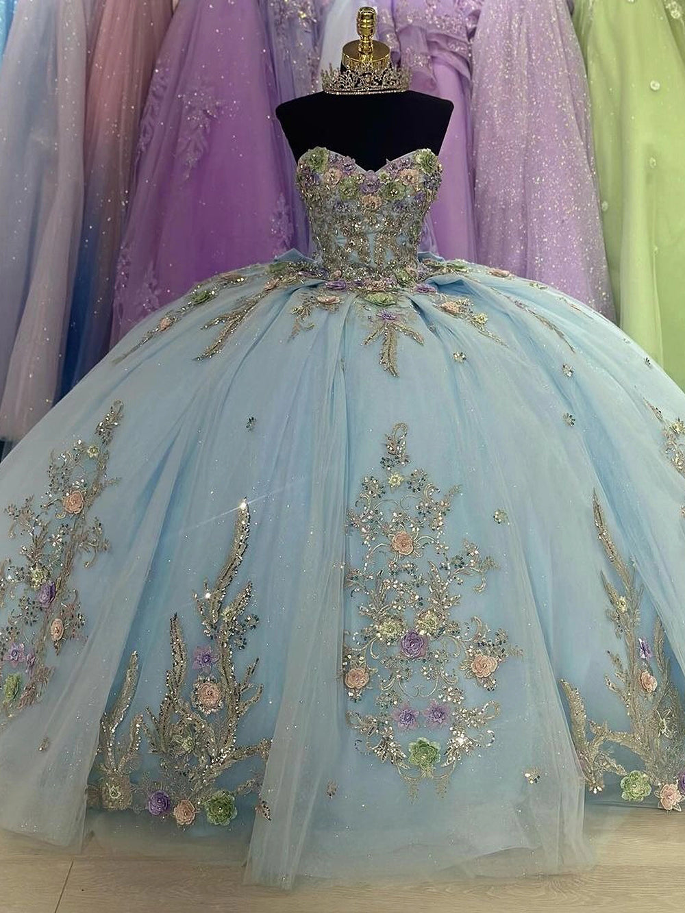 Light Blue Quinceanera Dress Strapless 3D Floral Lace Applique Ball Gown with Bow Detail for Sweet 16 & Birthday Celebrations