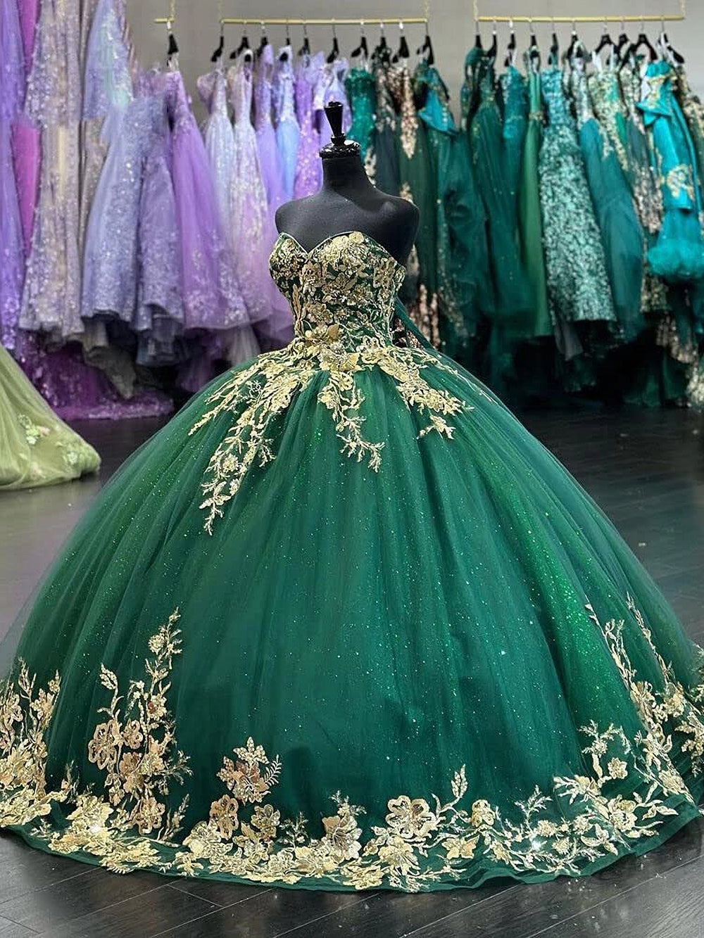Exquisite Emerald Green Ball Gown Strapless 3D Floral Tulle Quinceanera Dress for Sweet 16 & Special Occasions