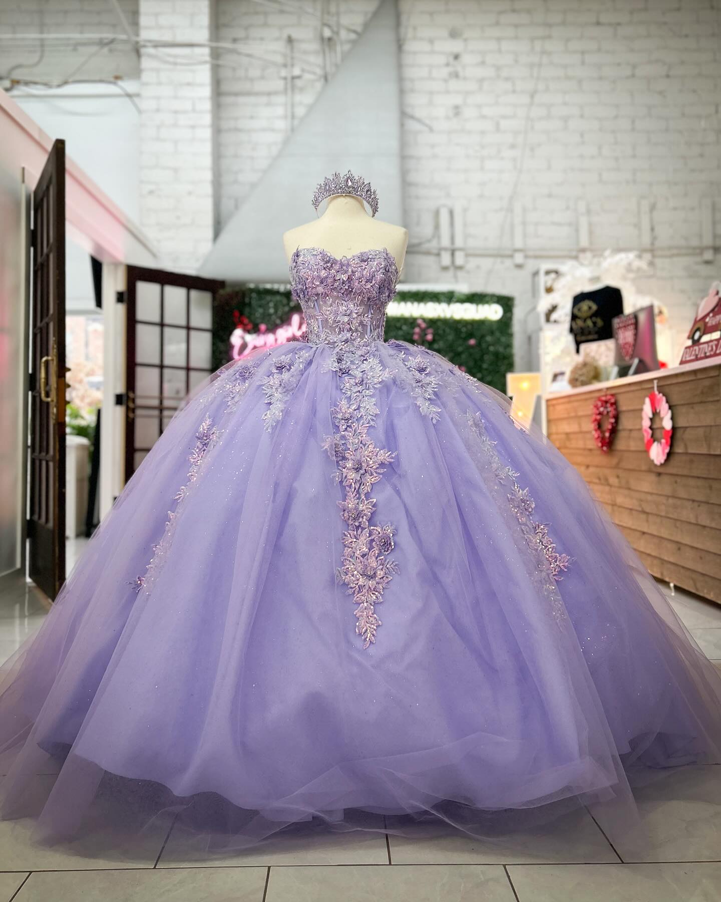 Lilac Sequined Ball Gown Strapless Tulle Quinceanera Dress with Floral Appliques for Sweet 16 & Formal Events