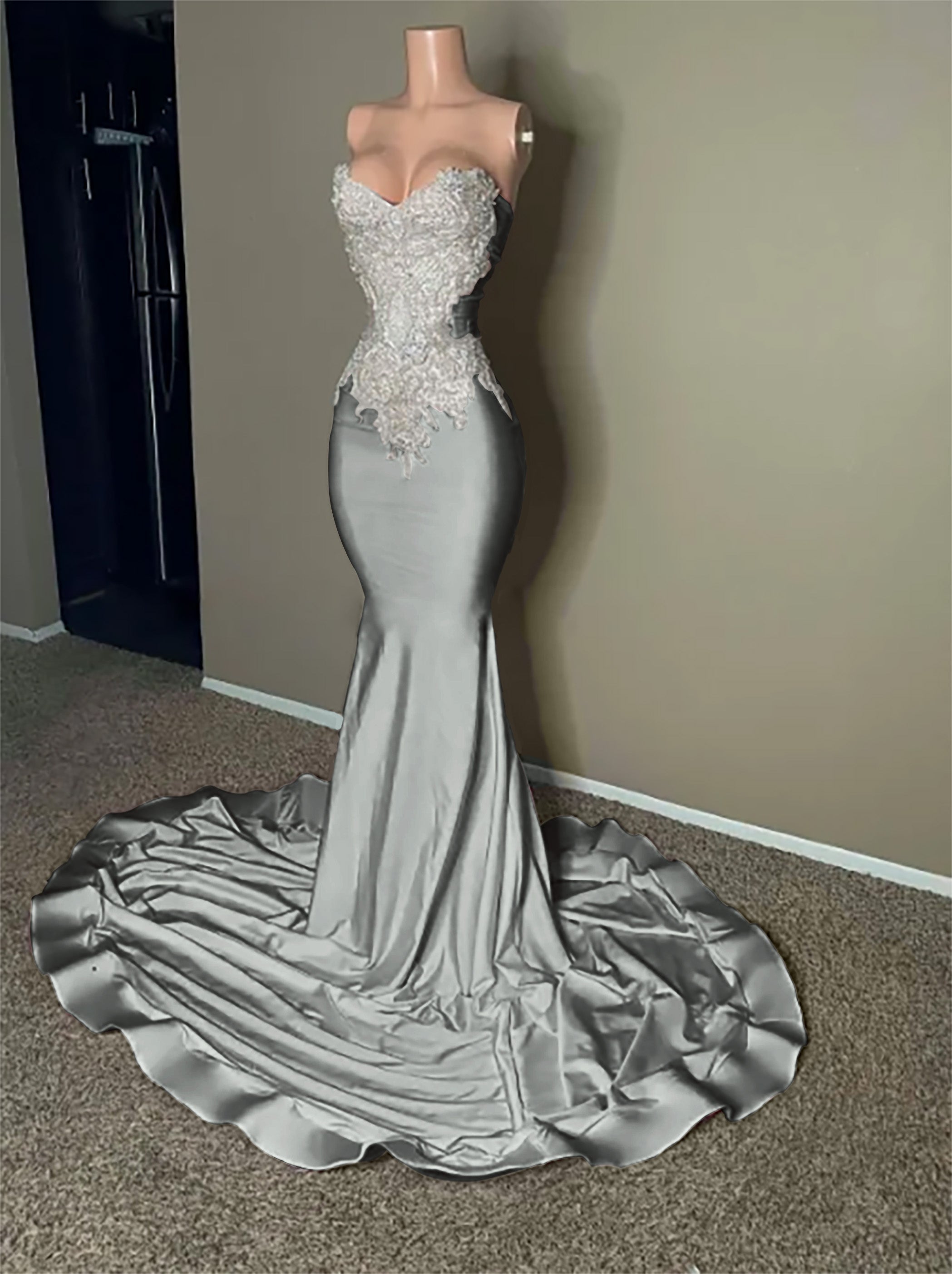 Stunning Pink Sleeveless Strapless Mermaid Long Formal Dress With Embroidery