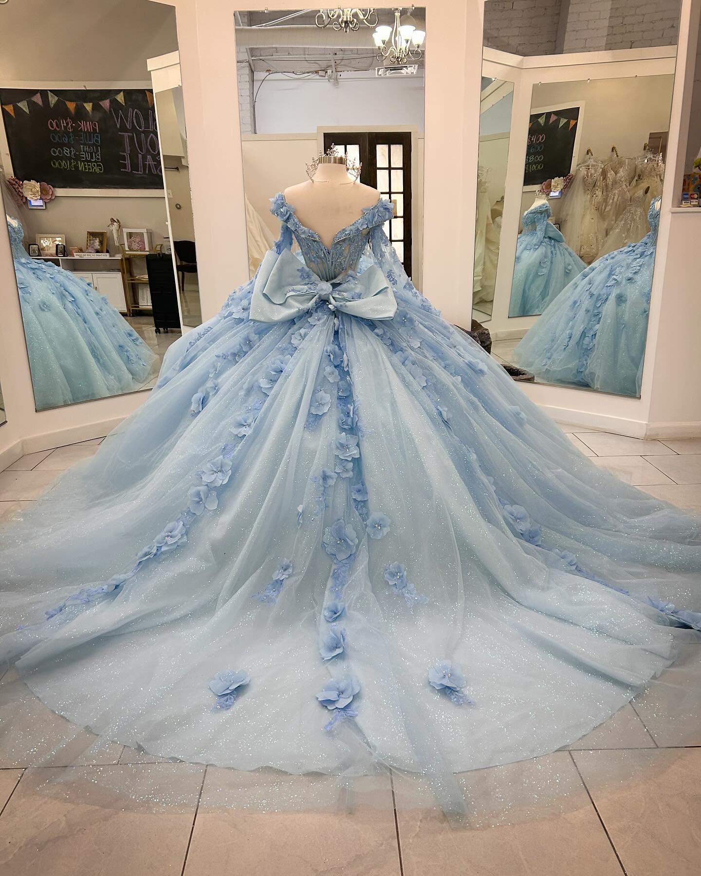 V-Neck Ball Gown with Detachable Long Sleeves Sparkling Baby Blue Tulle Quinceanera Dress with 3D Floral Appliques for Sweet 16 Birthday & Formal Events