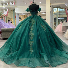 Emerald Green Off-Shoulder Ball Gown Floral Lace Applique Sweep Train Quinceanera Dress for Sweet 16 & Princess Galas