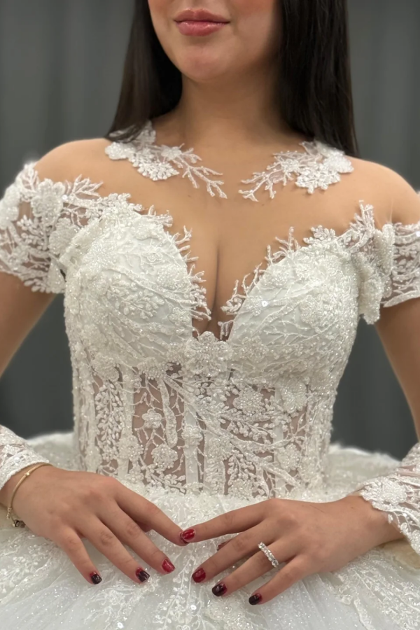 White Tulle Ball Gown Scoop Neck Lace Appliques & Pleated Skirt for Quinceanera Sweet 16 and Formal Evenings