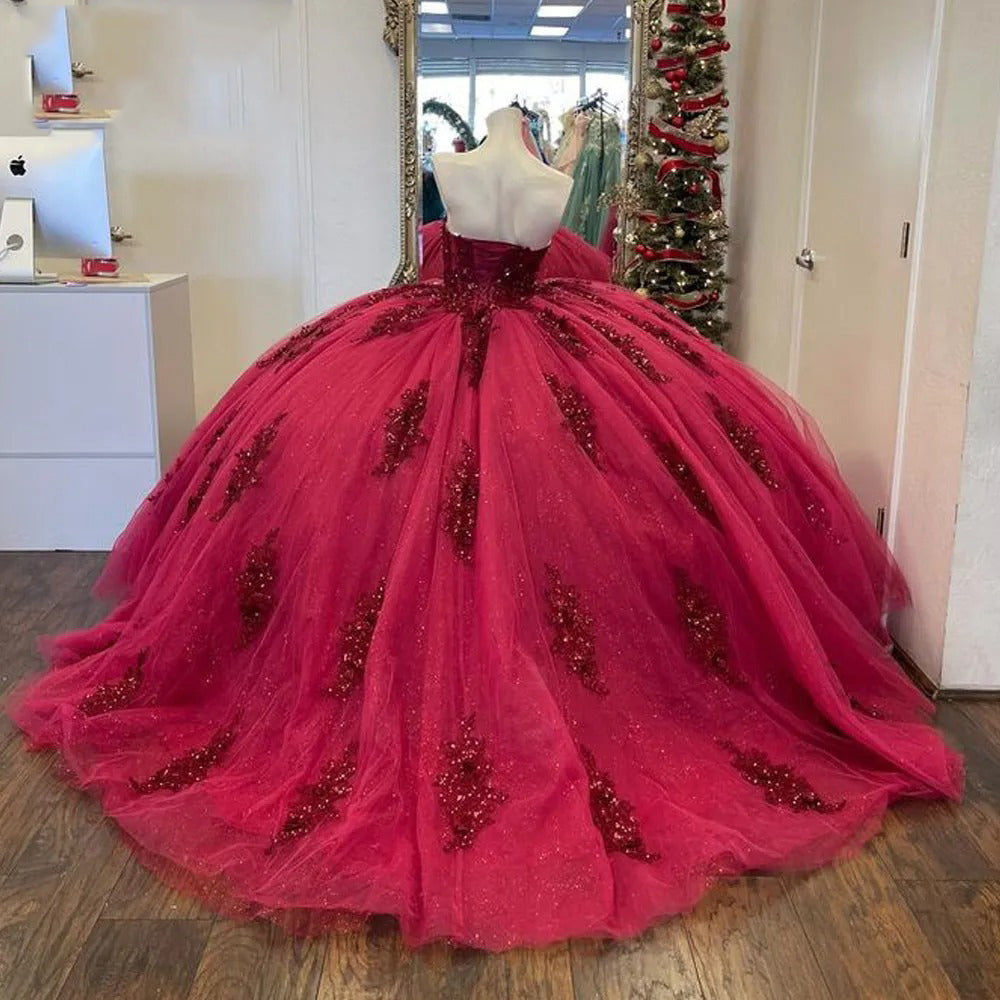 Ball Gown with Sweetheart Neckline Lace Appliques & Beaded Hot Pink Tulle Quinceanera Dress for Princess Parties & Sweet 16 Celebrations