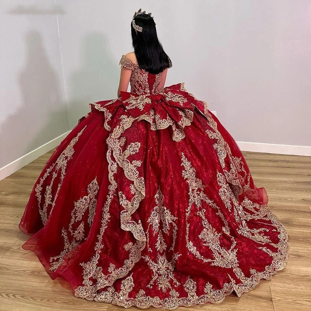 Off-Shoulder Red Tulle Quinceanera Dress Cap Sleeve Lace Applique Ball Gown for Sweet 16 Prom & Birthday Parties