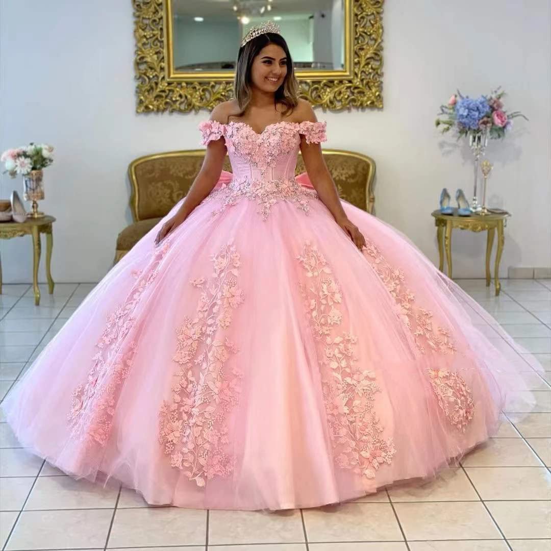 Exquisite Off-Shoulder Pink Tulle Quinceanera Dress with Lace Appliques & Beaded Details for Sweet 16