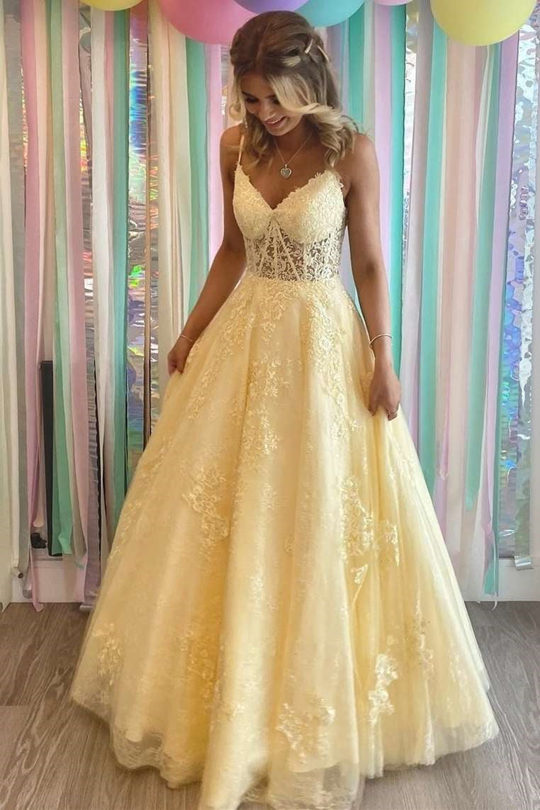 Newinlook Spaghetti Straps Sweetheart Appliques Evening Dress With Tulle