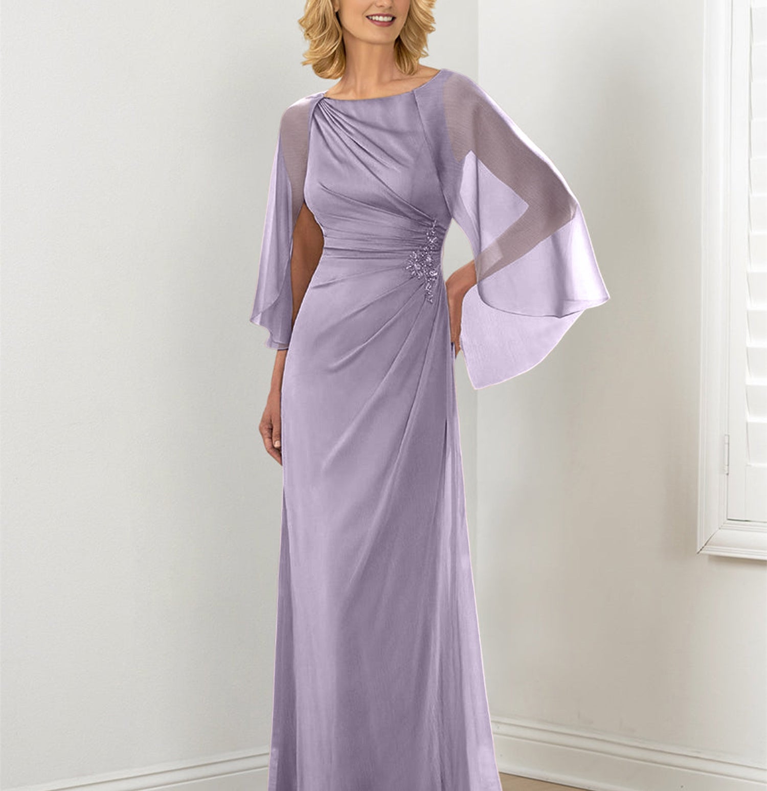Round Neck Column/Sheath Mother of the Bride Dresses with Ruched Detail