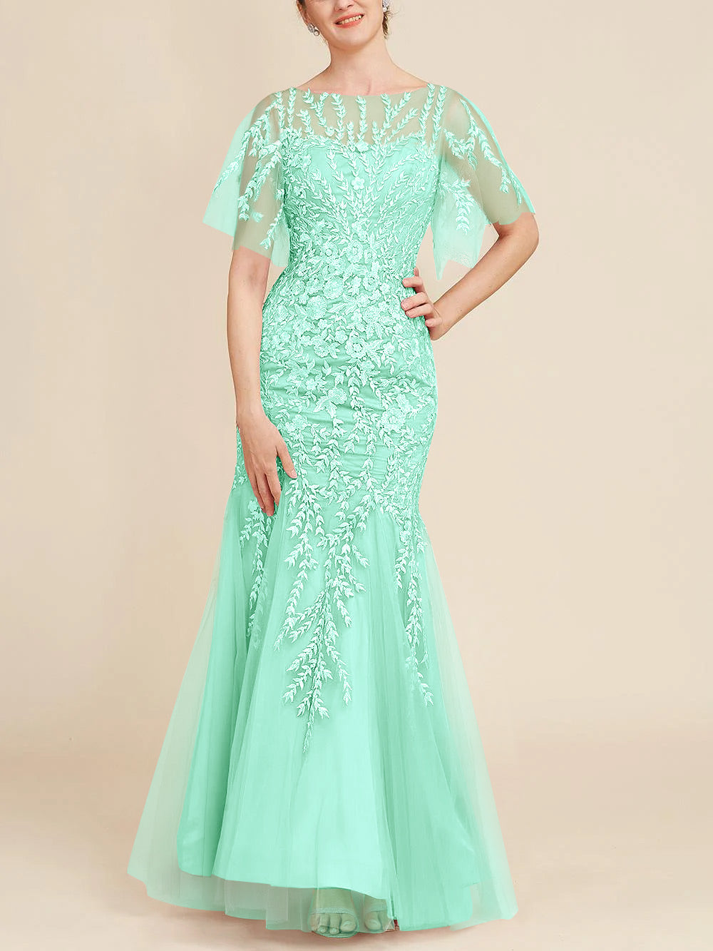 Floor-Length Mother of the Bride Lace Dresses with Trumpet/Mermaid Scoop Half Sleeves