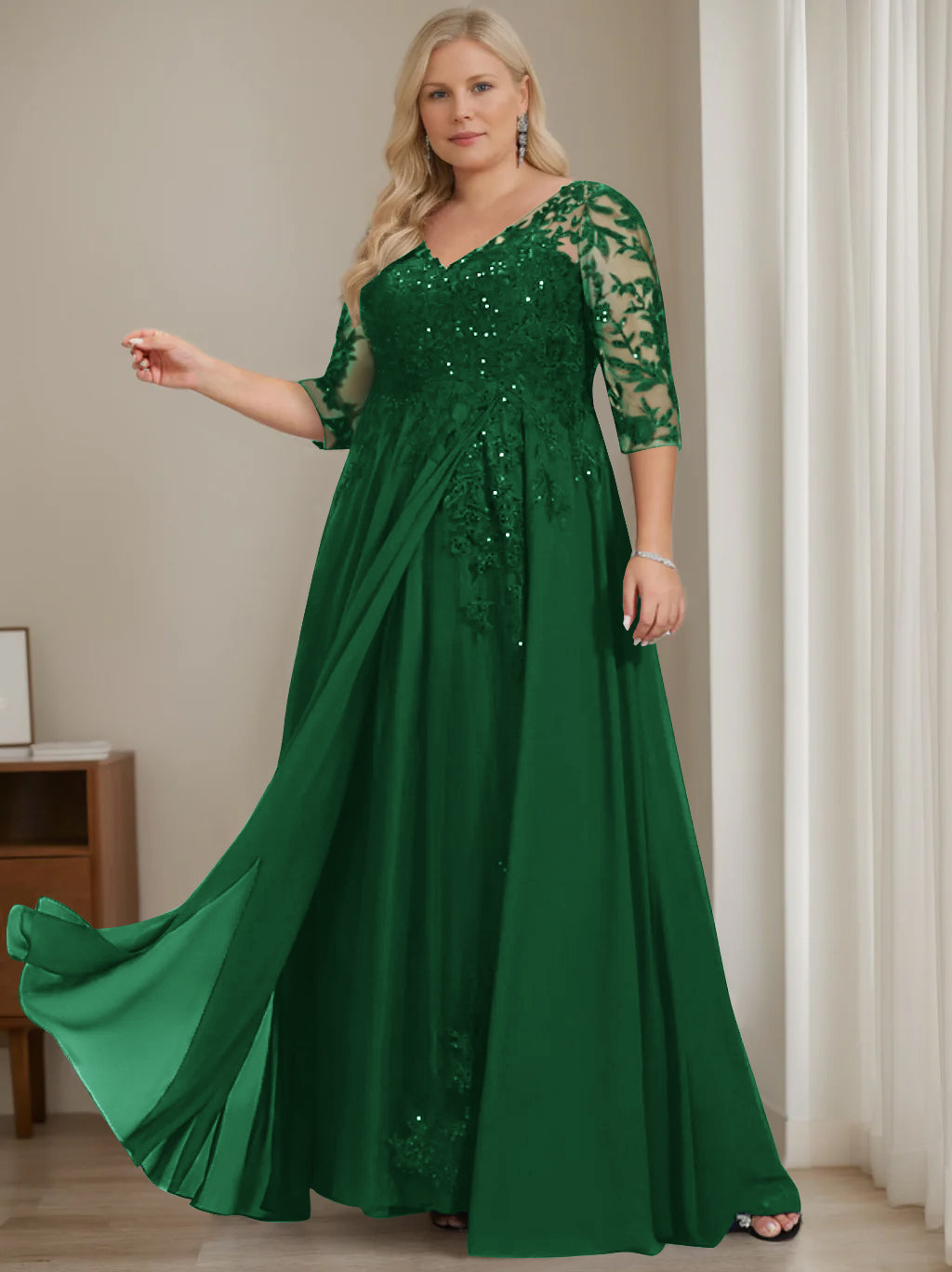 Plus Size V-Neck A-Line Princess Floor-Length Mother of the Bride Dress with Half Sleeves and Sequins