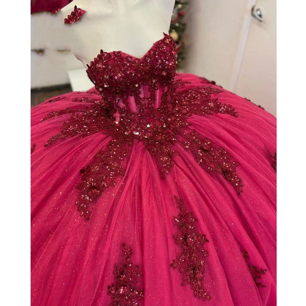 Ball Gown with Sweetheart Neckline Lace Appliques & Beaded Hot Pink Tulle Quinceanera Dress for Princess Parties & Sweet 16 Celebrations