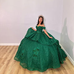 Exquisite Off-Shoulder Ball Gown with Intricate Appliques Sparkling Green Tulle Quinceanera Dress for Sweet 16 & Princess Weddings