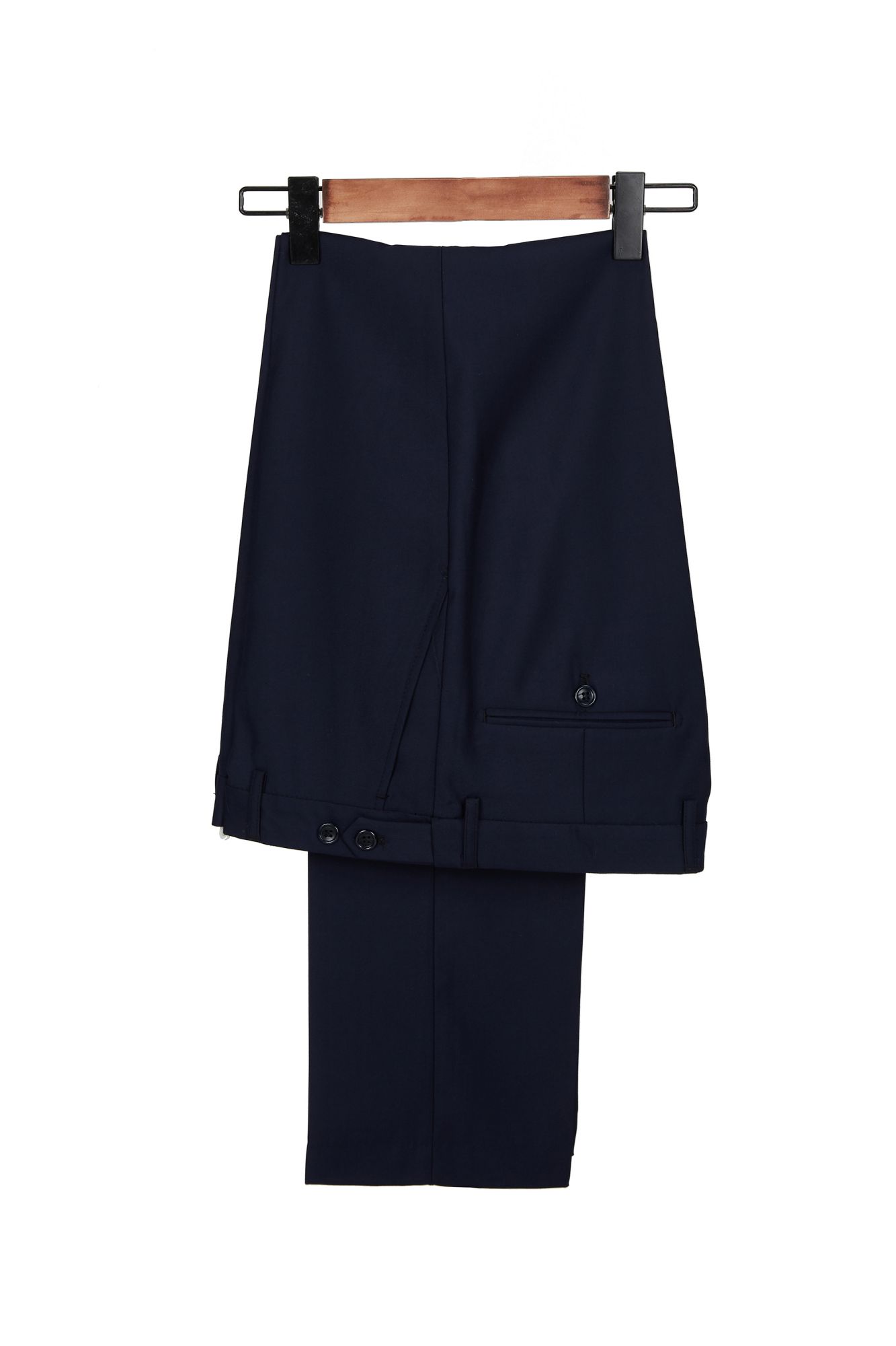 Newinlook Dark Blue Peak Lapel Men’s Wedding Suit with Velvet Lapel