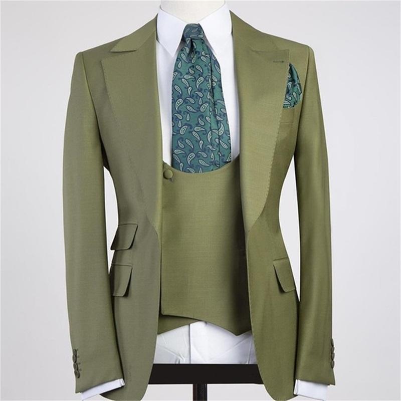 Newinlook Popular Three-Piece Formal Prom Suit with Peaked Lapel for Men