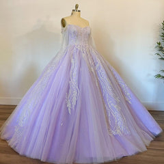 Lavender Tulle Princess Gown Off-Shoulder Ball Gown with Lace Appliques for Quinceanera & Sweet 16 Evening Dresses