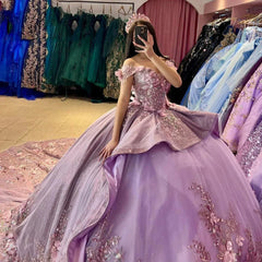 Exquisite Lilac Tulle Quinceanera Dress Off-Shoulder Lace Applique Ball Gown with Beaded Tiered Ruffles for Sweet 16 & Princess Parties