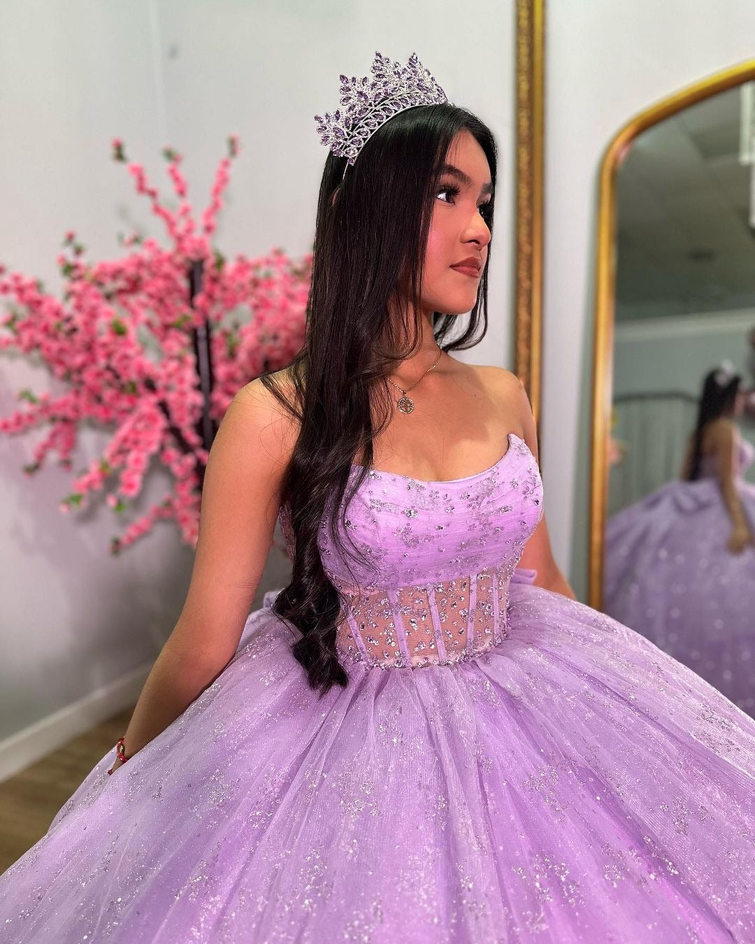 Strapless Lilac Tulle Quinceanera Dress Tiered Ball Gown with Bow Detail for Sweet 16 & Princess Evening Parties