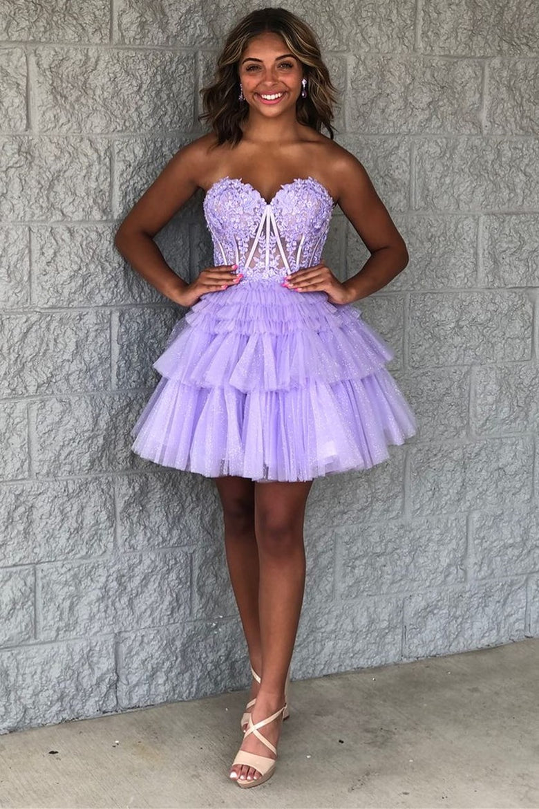 Ivy A-Line Sweetheart Lace Short Stylish Homecoming Dress