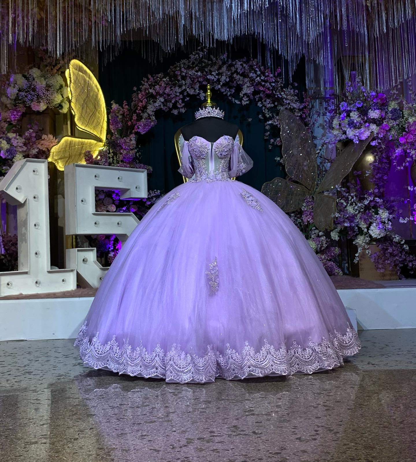 Lilac Ball Gown Off-Shoulder Sleeveless Quinceanera Dress with 3D Floral Appliques & Beaded Shawl for Formal Evenings