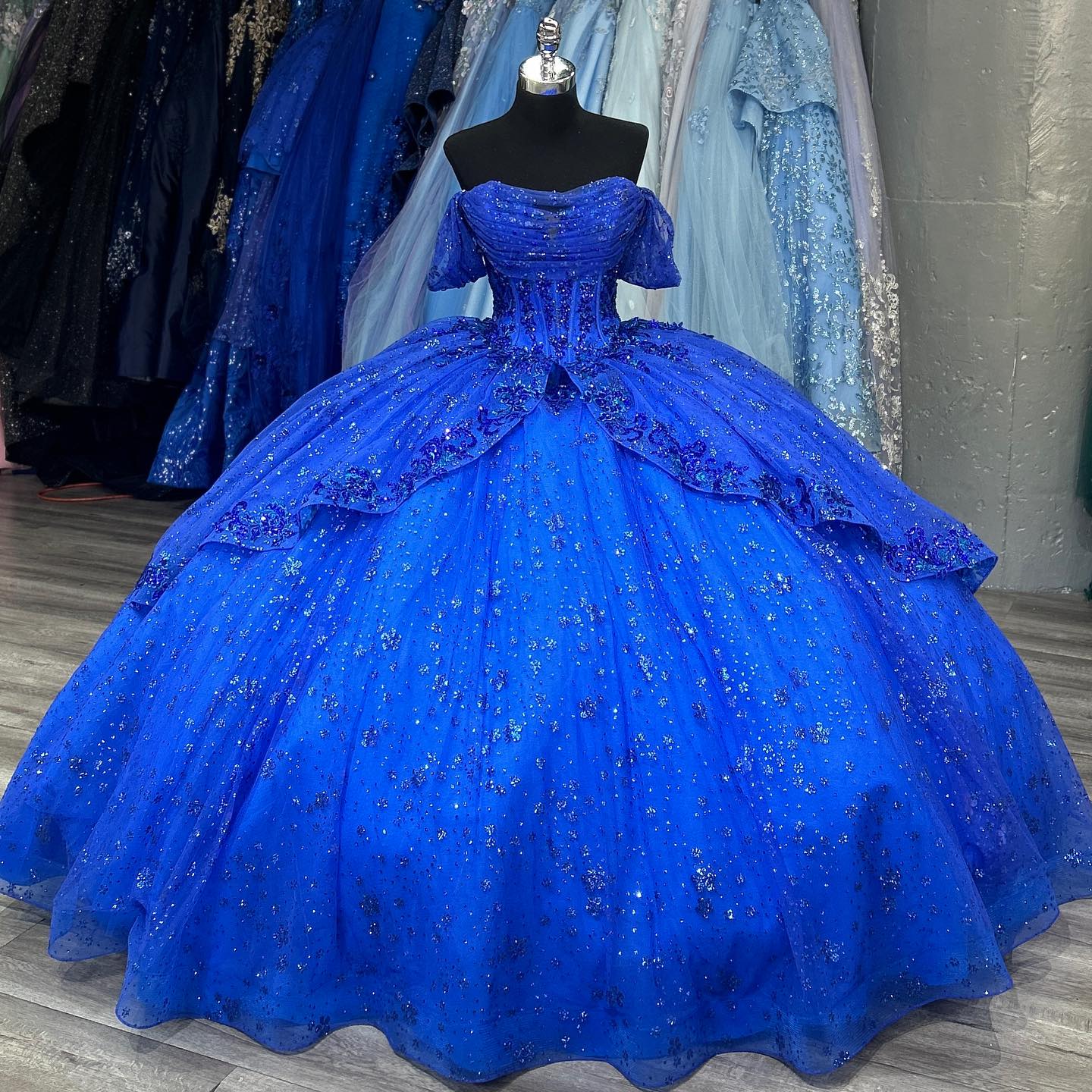 Royal Blue Off-Shoulder Ball Gown Sequined Pleated Tulle Quinceanera Dress for Sweet 16 & Formal Evenings