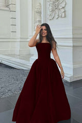 Chic Sleeveless Strapless Long A Line Formal Dress With Pleated