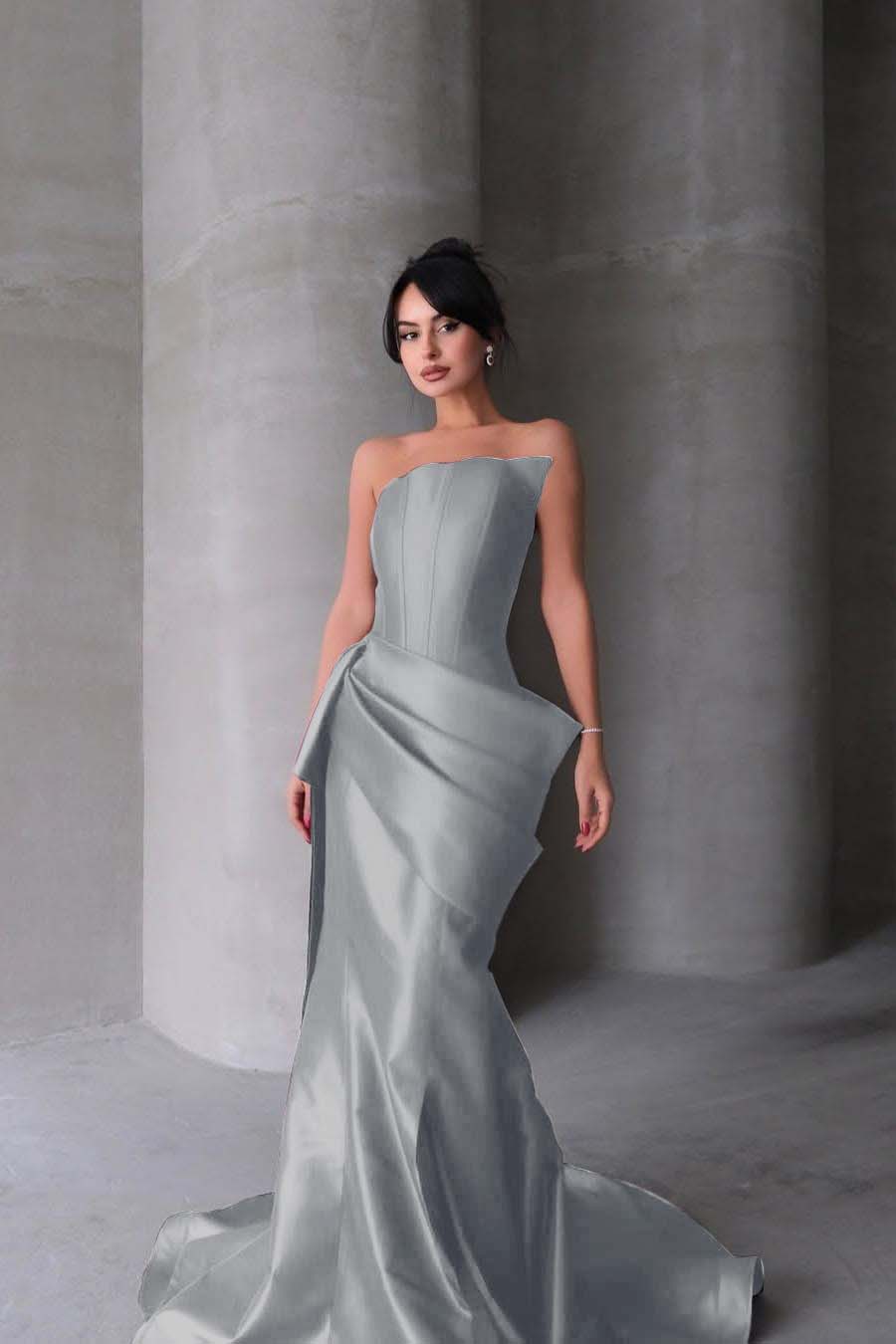 Chic Strapless Sleeveless Mermaid Long Formal Dress With Pleated