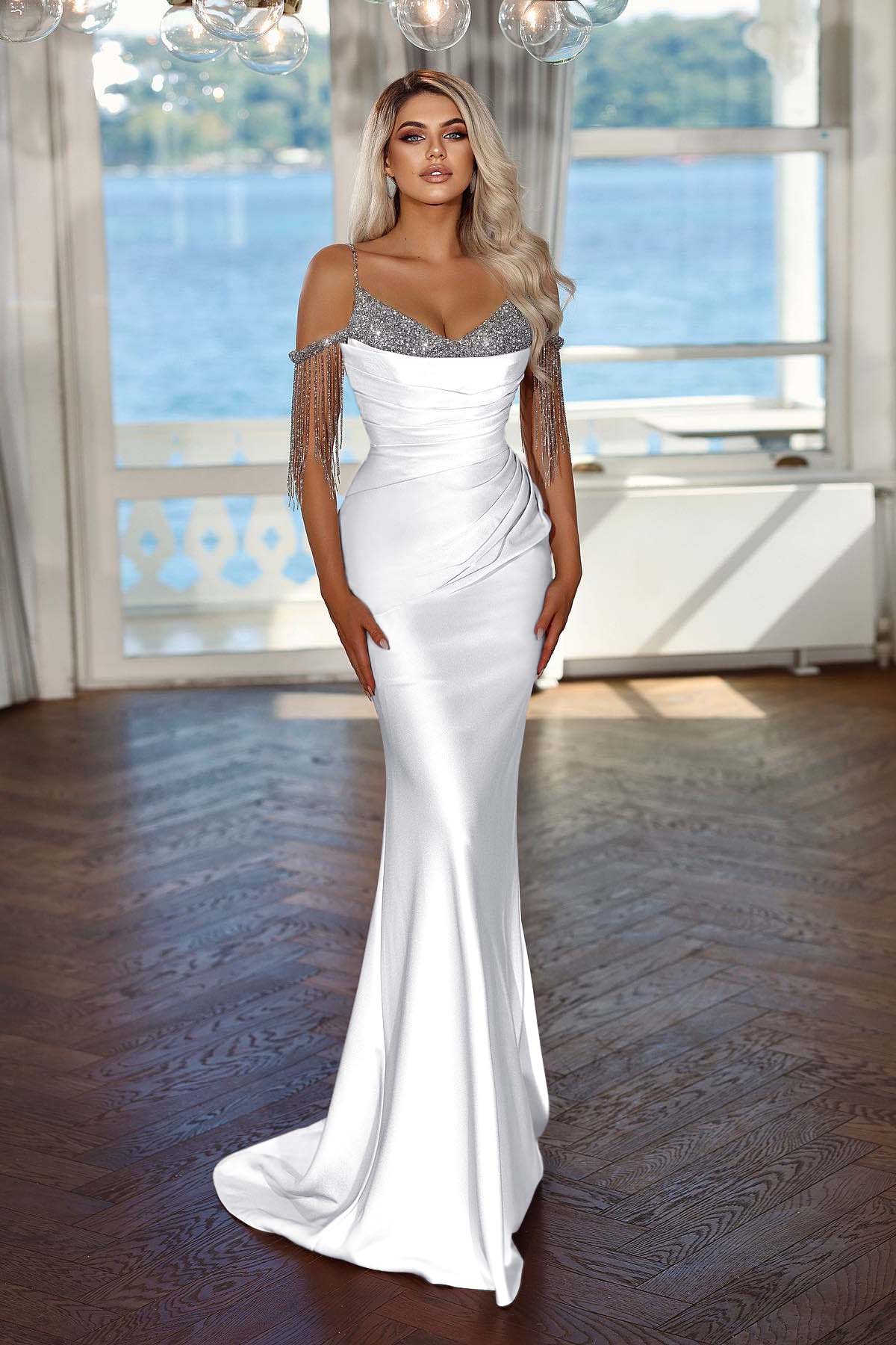 Newinlook Elegant Spaghetti-Straps Evening Dress Mermaid Long With Tassels Sequins