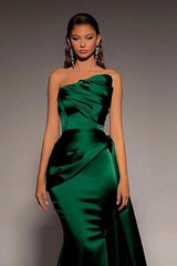 Chic Dark Green Strapless Sleeveless Mermaid Long Formal Dress With Pleated
