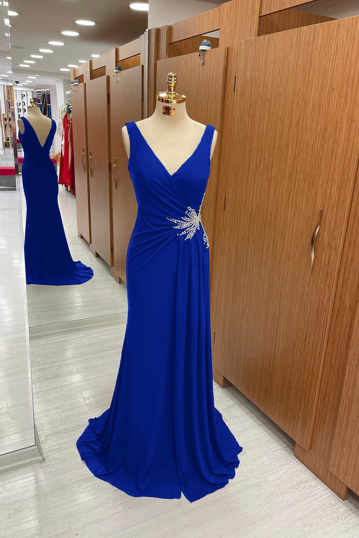 Amazing Dark Navy Straps V Neck Pleated Formal Dress With Rhinestone