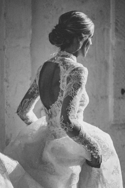 Elegant Long A-Line Square Neck Floor-Length Tulle Open Back Lace Wedding Dresses with Long Sleeves