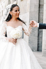 Designer Long Ball Gown Sweetheart Long Sleeve Floor-Length Stain Wedding Dresses with Lace