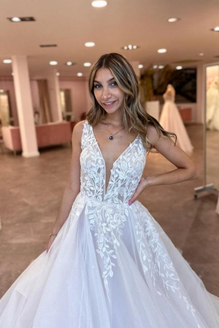 Glamorous A-Line Tulle V-Neck Floor-Length Sleeveless Wedding Dresses with Appliques