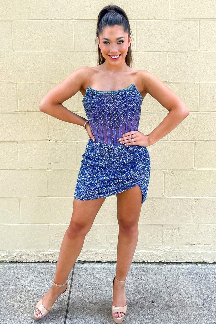 Sinead Bodycon Strapless Corset-Style Homecoming Dress Newinlook Sinead Bodycon Strapless Corset-Style Homecoming Dress Newinlook