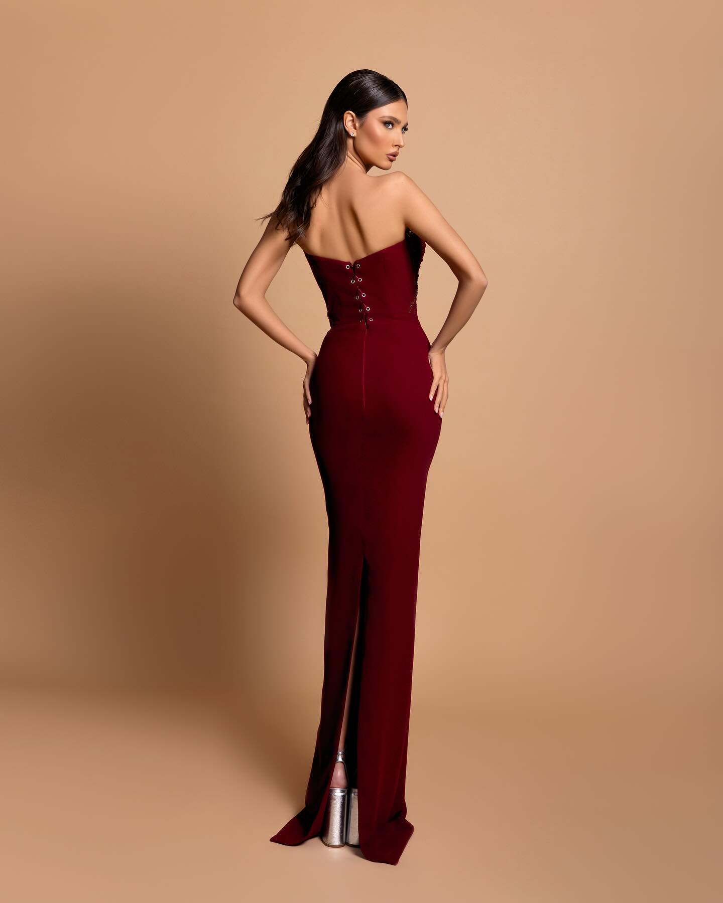 Fabulous Column Strapless Sleeveless Rhinestone Satin Burgundy Evening Newinlook Fabulous Column Strapless Sleeveless Rhinestone Satin Burgundy Evening Newinlook