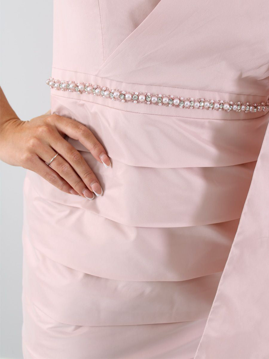 V-Neck 3/4 Sleeve Sheath/Column Dress for Mothers of the Bride & Groom with Pearl and Bow Details