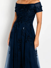 Sleeveless Off-the-Shoulder A-Line Dresses for Mother of the Bride & Groom with Appliques
