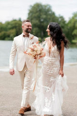 Sexy Long Mermaid V-neck Sleeveless Lacy Wedding Gown