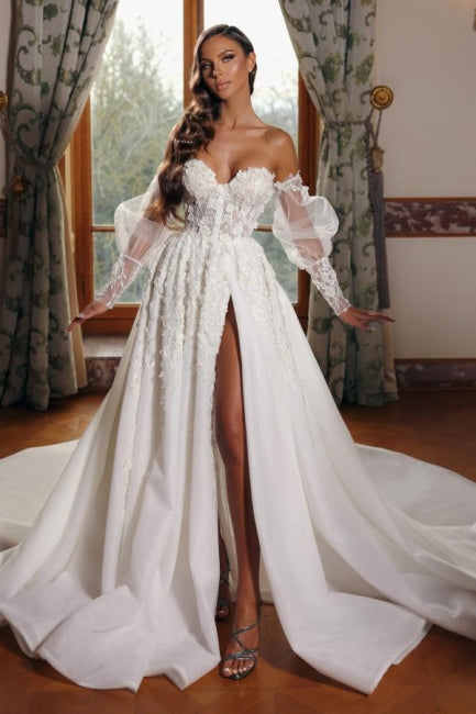 UniqueSweetheart High Neck Bubble Sleeves Princess Wedding Dress