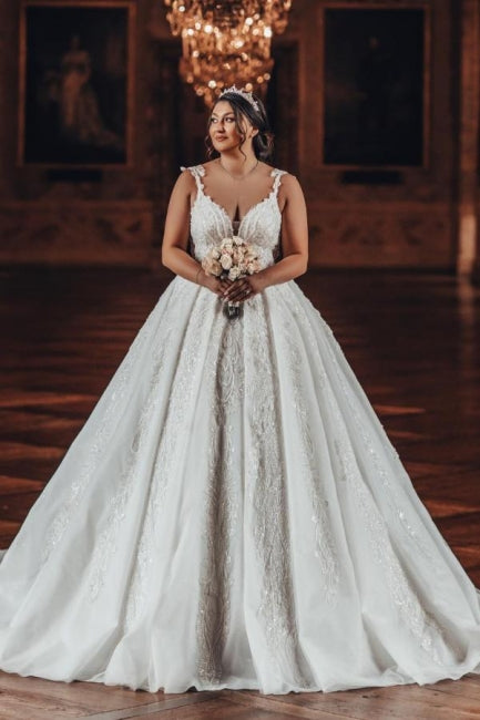Luxury Sweetheart Ball Gown Straps Stain Wedding Dress with Appliques