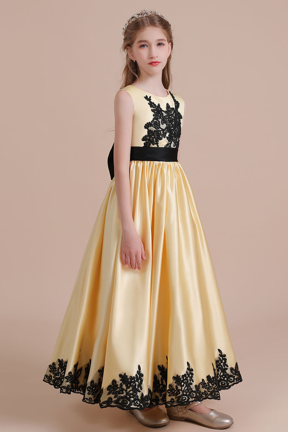 A-Line Chic Bow Appliques Satin Flower Girl Dress Online