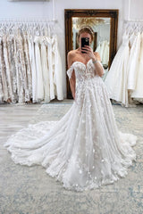 A-Line Princess Wedding Dress Off-the-Shoulder With Lace Appliques